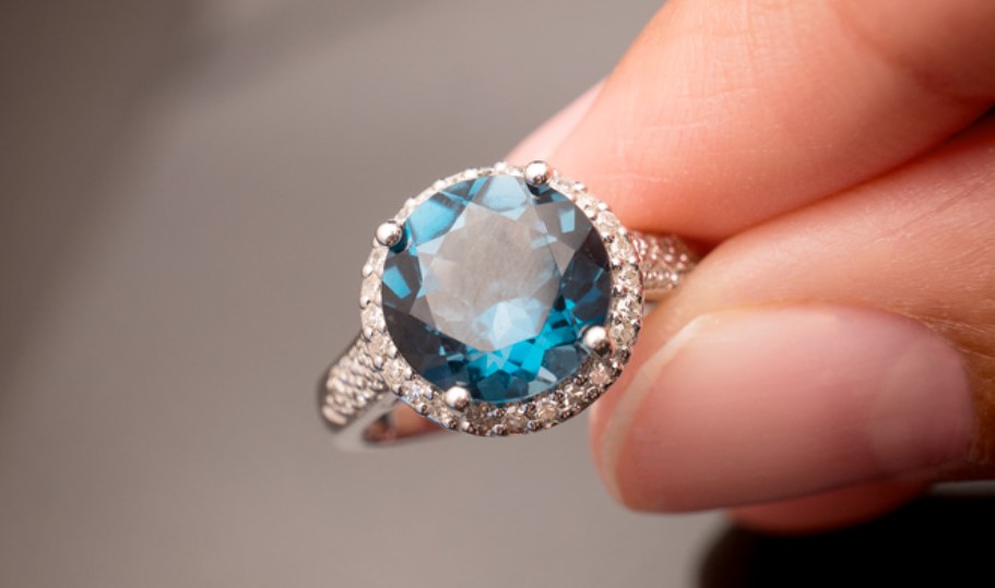 Most Common Gemstones for Engagement Rings
