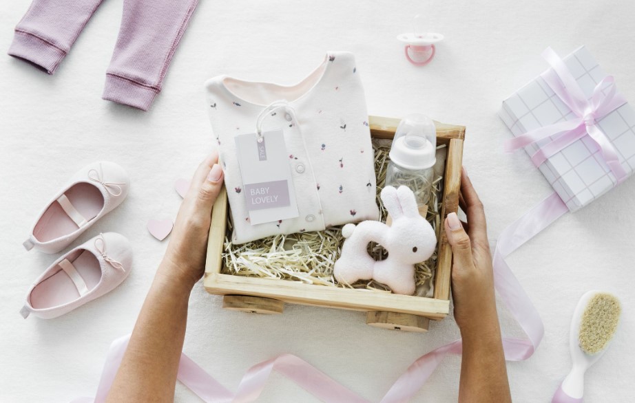 Ways To Choose Baby Shower Gift Hampers For A Mom-To-Be